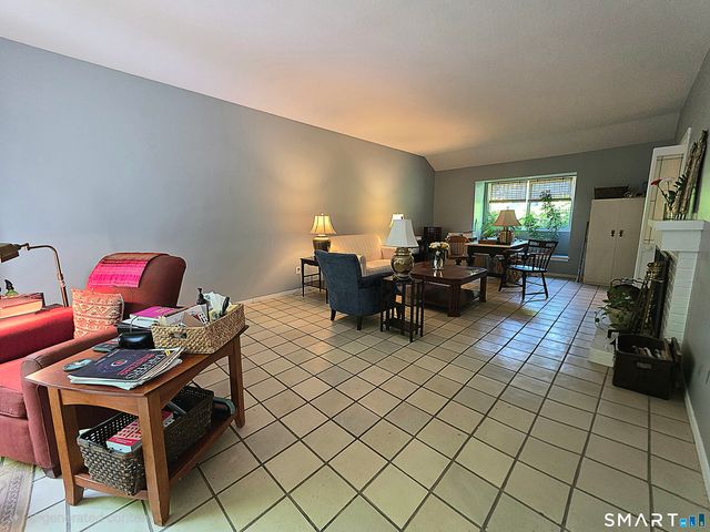 339 Heritage Village A, Southbury, CT 06488
