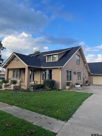 600 Penny ln, Lindale, TX 75771