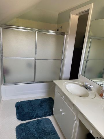 600 Penny ln, Lindale, TX 75771