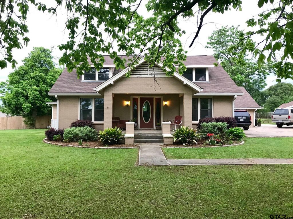 600 Penny ln, Lindale, TX 75771