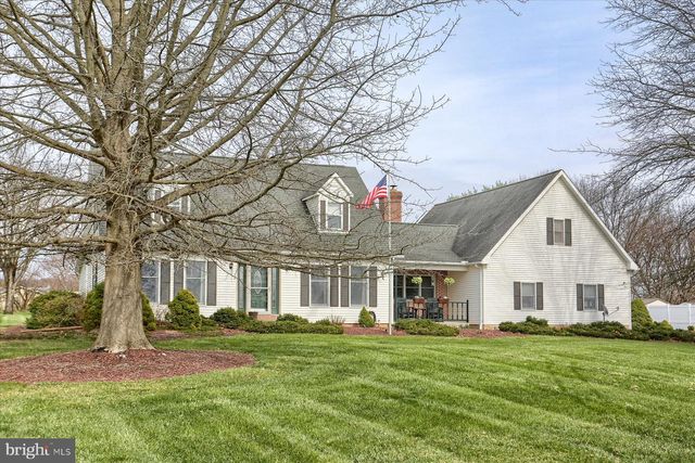 9421 CARLISLE RD, Dillsburg, PA 17019