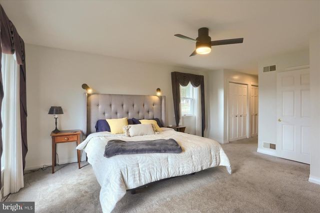 9421 CARLISLE RD, Dillsburg, PA 17019