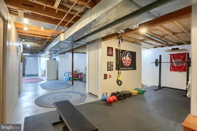 9421 CARLISLE RD, Dillsburg, PA 17019