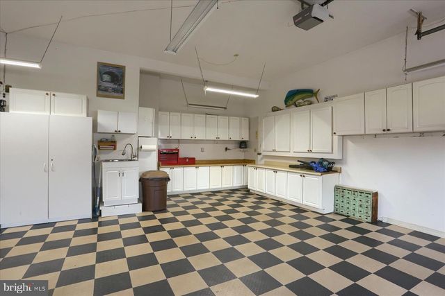 9421 CARLISLE RD, Dillsburg, PA 17019