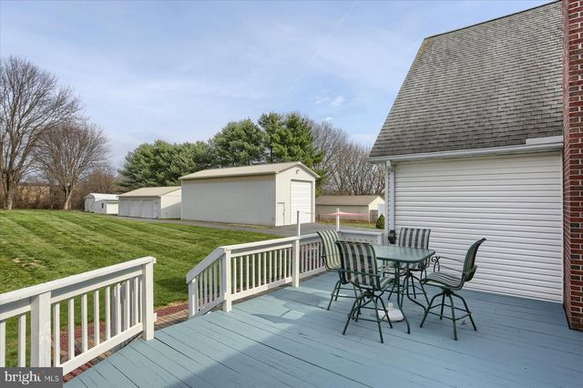 9421 CARLISLE RD, Dillsburg, PA 17019