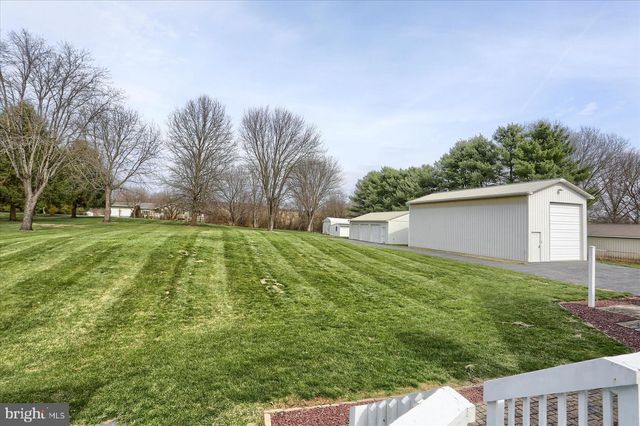 9421 CARLISLE RD, Dillsburg, PA 17019