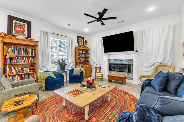 307 Eastgate Drive, Prattville, AL 36066