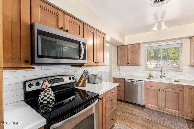 3126 N 42ND Street, Phoenix, AZ 85018