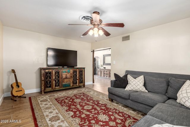 3126 N 42ND Street, Phoenix, AZ 85018