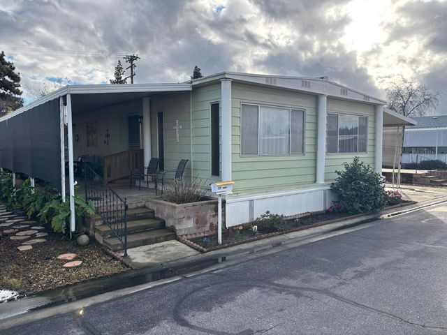 225 N Akers Street 121, Visalia, CA 93291