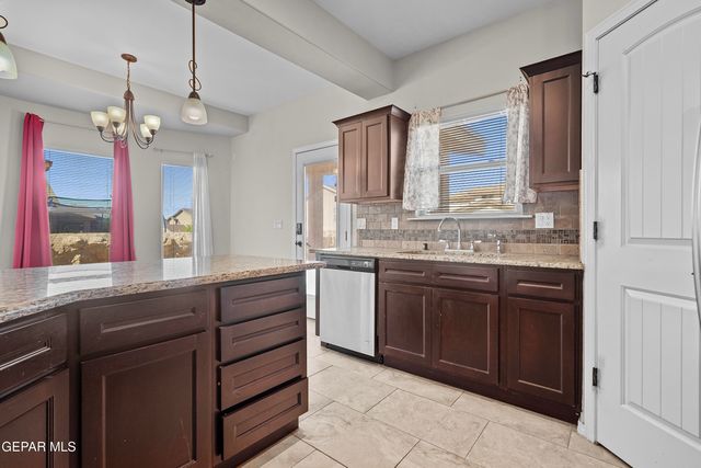 12148 CHERRY WOOD Lane, El Paso, TX 79934