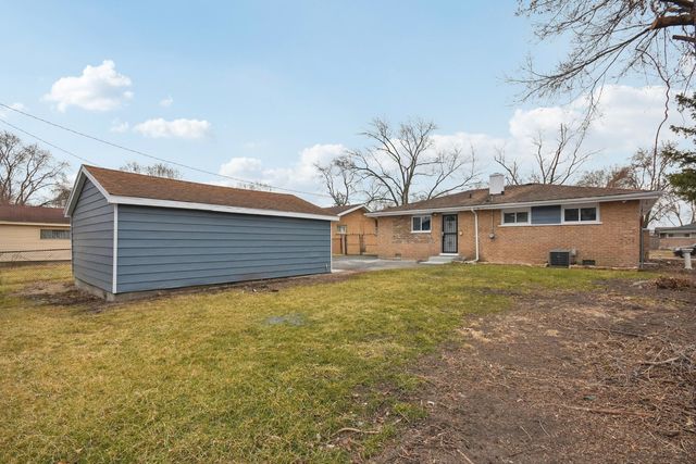 3120 Wilshire Avenue, Markham, IL 60428