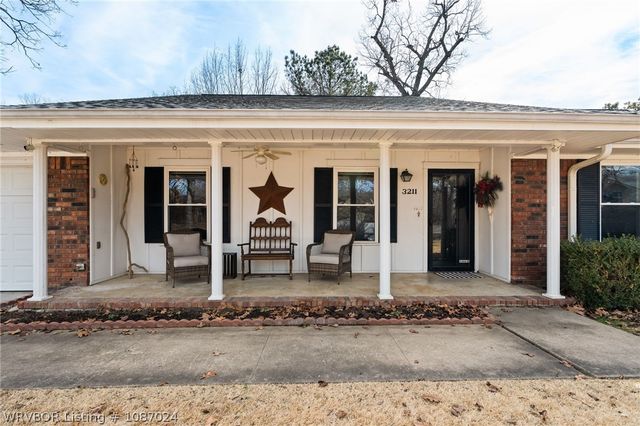 3211 Village Road, Fort Smith, AR 72903