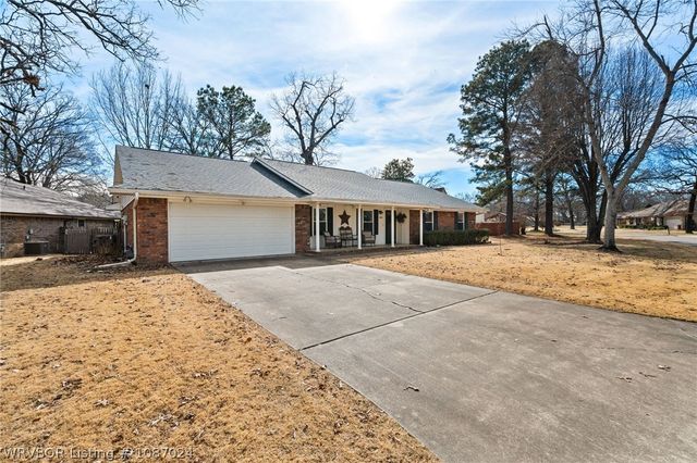 3211 Village Road, Fort Smith, AR 72903