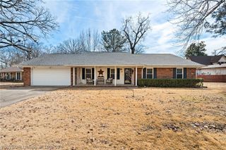 3211 Village Road, Fort Smith, AR 72903