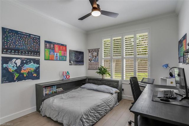 2862 Lone Pine LN, Naples, FL 34119