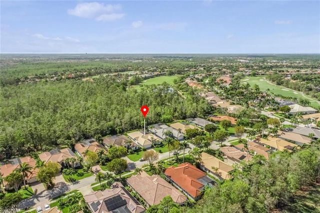 2862 Lone Pine LN, Naples, FL 34119