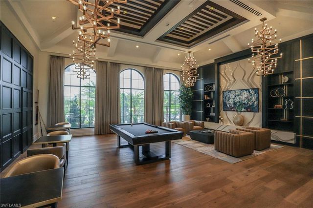 2862 Lone Pine LN, Naples, FL 34119