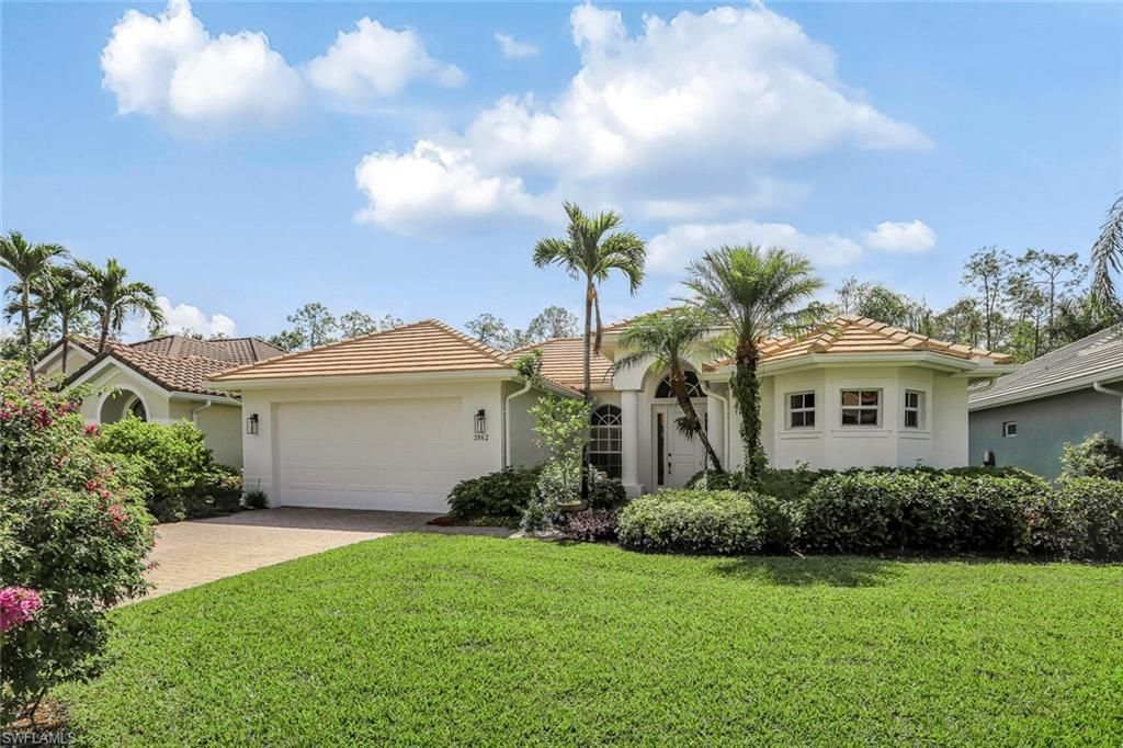 2862 Lone Pine LN, Naples, FL 34119