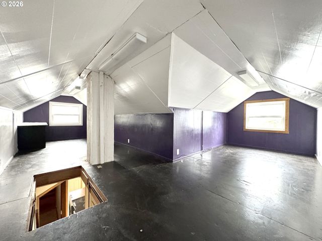 92747 HIGHWAY 202, Astoria, OR 97103