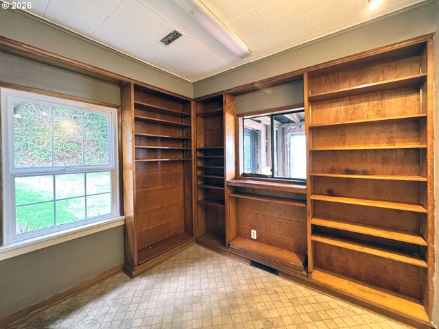 92747 HIGHWAY 202, Astoria, OR 97103