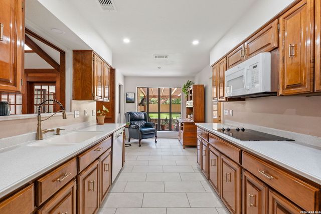 914 Arizona Ash, San Antonio, TX 78232