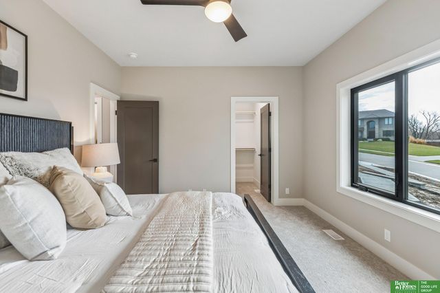 3538 S 210th Avenue, Elkhorn, NE 68022