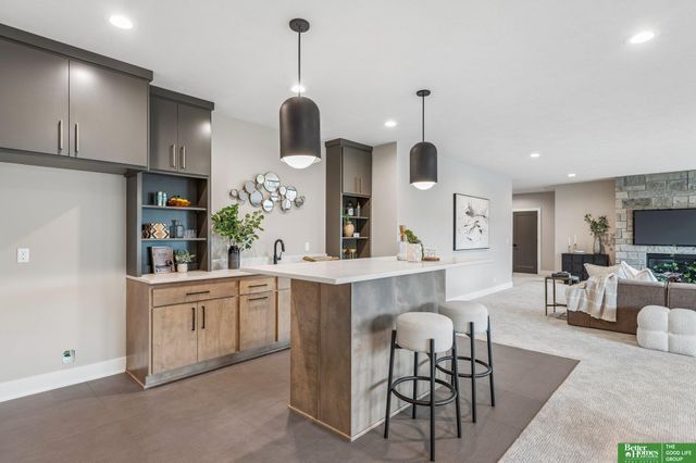 3538 S 210th Avenue, Elkhorn, NE 68022