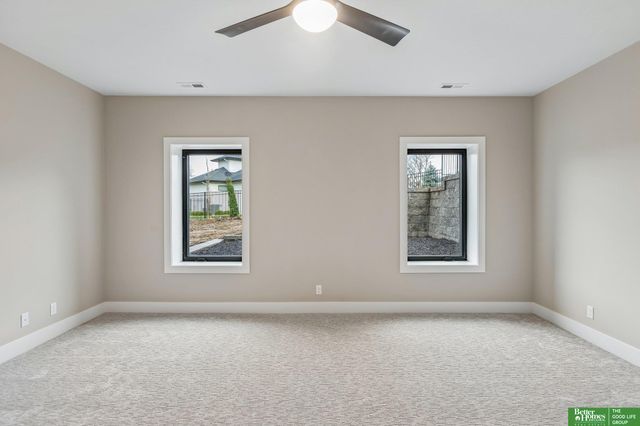 3538 S 210th Avenue, Elkhorn, NE 68022