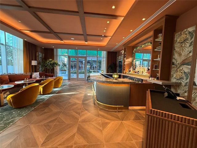 77 SE 5th street 1010, Miami, FL 33131