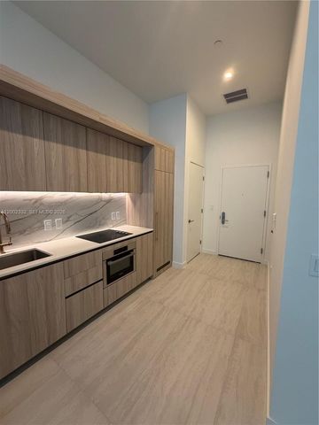 77 SE 5th street 1010, Miami, FL 33131