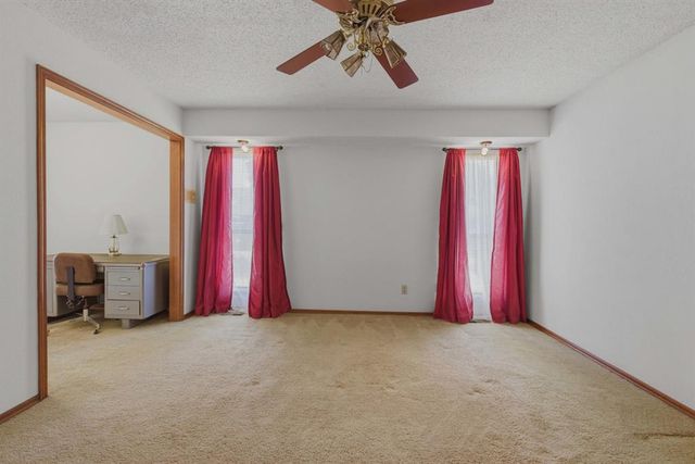 10036 Paisley Road, Yukon, OK 73099