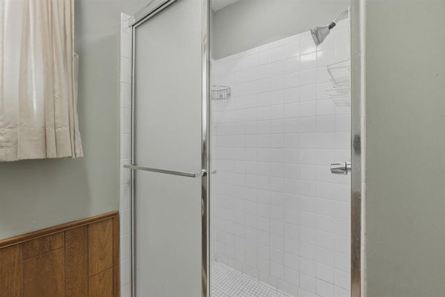 10036 Paisley Road, Yukon, OK 73099