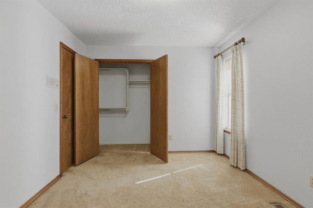 10036 Paisley Road, Yukon, OK 73099