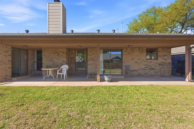 10036 Paisley Road, Yukon, OK 73099
