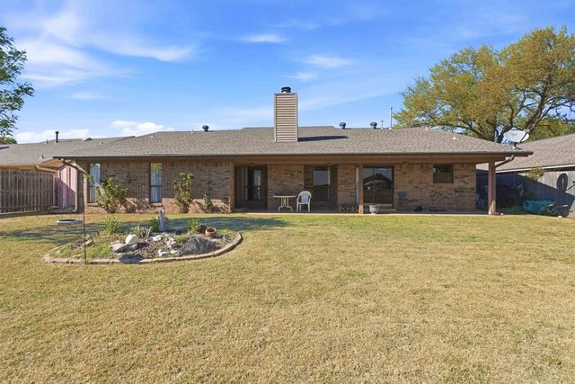 10036 Paisley Road, Yukon, OK 73099