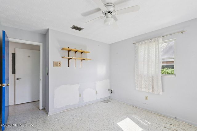 5709 ST ISABEL Drive, Jacksonville, FL 32277