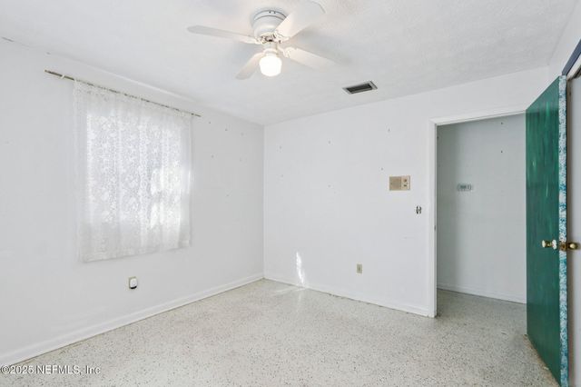 5709 ST ISABEL Drive, Jacksonville, FL 32277