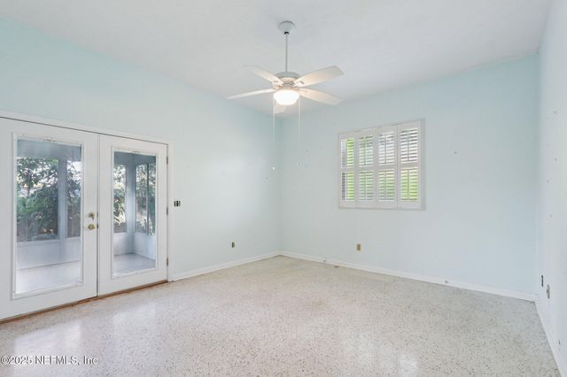 5709 ST ISABEL Drive, Jacksonville, FL 32277