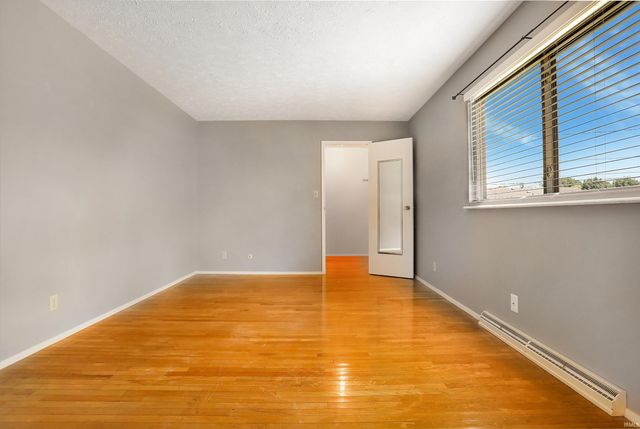 324 Indian Trail, Evansville, IN 47715