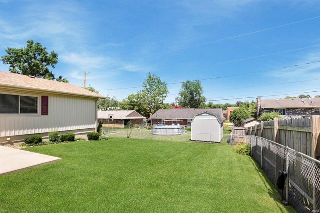 324 Indian Trail, Evansville, IN 47715