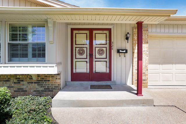 324 Indian Trail, Evansville, IN 47715