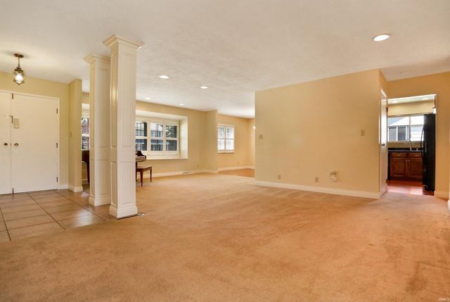 324 Indian Trail, Evansville, IN 47715