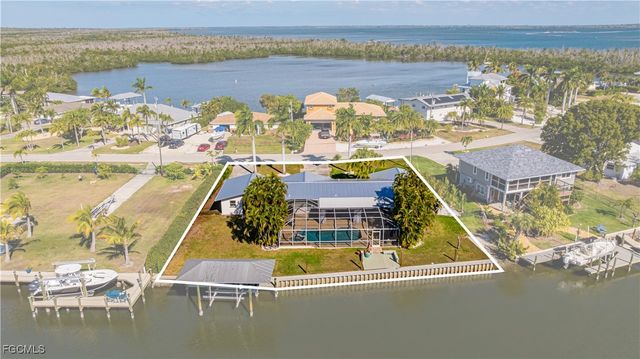 2579 Eighth AVE, St James City, FL 33956