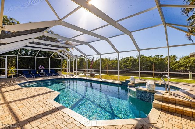 2579 Eighth AVE, St James City, FL 33956