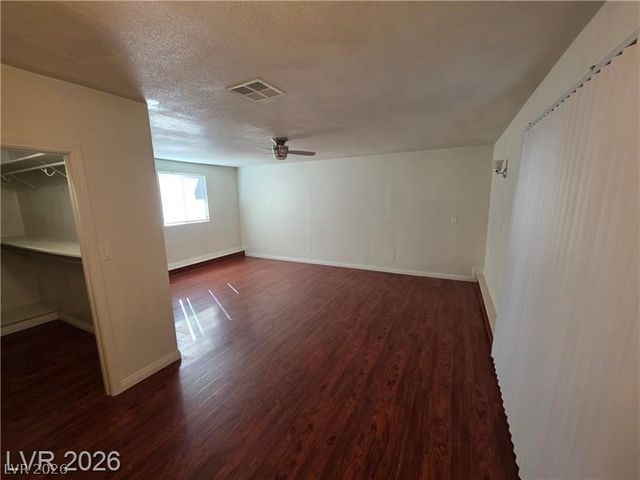 7184 Pleasant View Avenue, Las Vegas, NV 89147