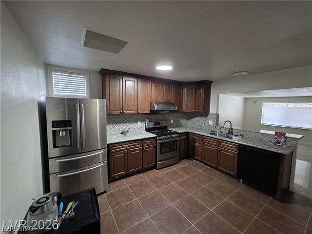 7184 Pleasant View Avenue, Las Vegas, NV 89147