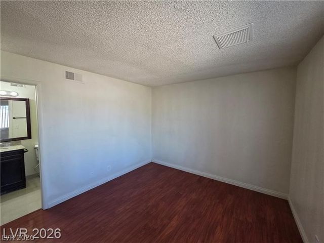 7184 Pleasant View Avenue, Las Vegas, NV 89147
