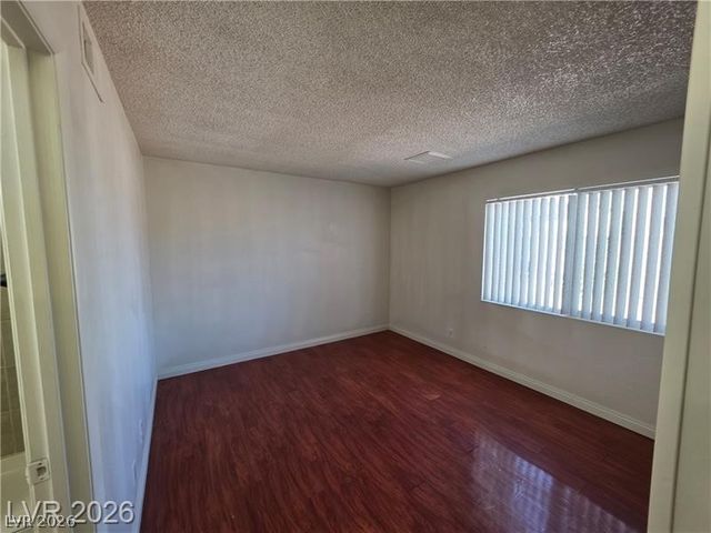 7184 Pleasant View Avenue, Las Vegas, NV 89147