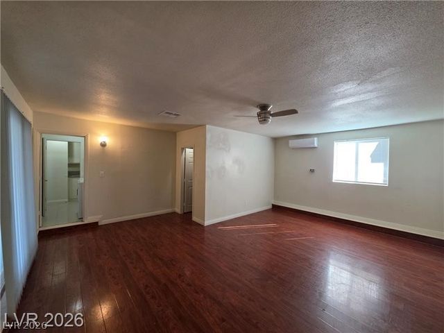 7184 Pleasant View Avenue, Las Vegas, NV 89147